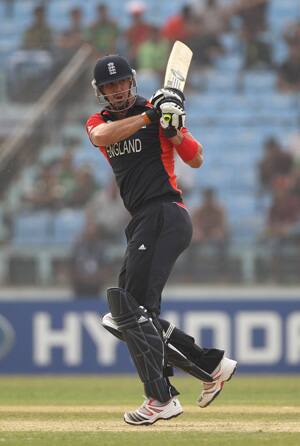 Pietersen, Collingwood help England post 273 in final warm-up tie