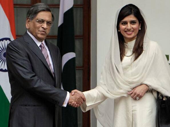 Pak FM Hina Khar wants cricket ties to be resumed