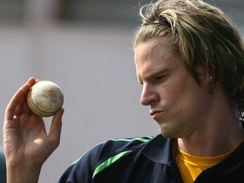 Australia's Nathan Bracken calls it quits