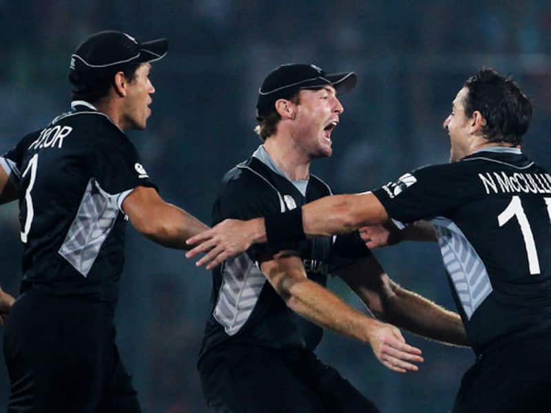 New Zealand script sensational win over South Africa to reach semis