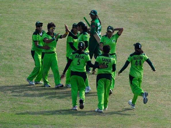 20 women cricketers offered contracts by PCB