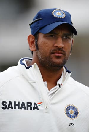 India will decide on all-pace attack after taking a look at the pitch: Dhoni 