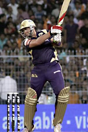 Kolkata pile 175 against hapless Mumbai