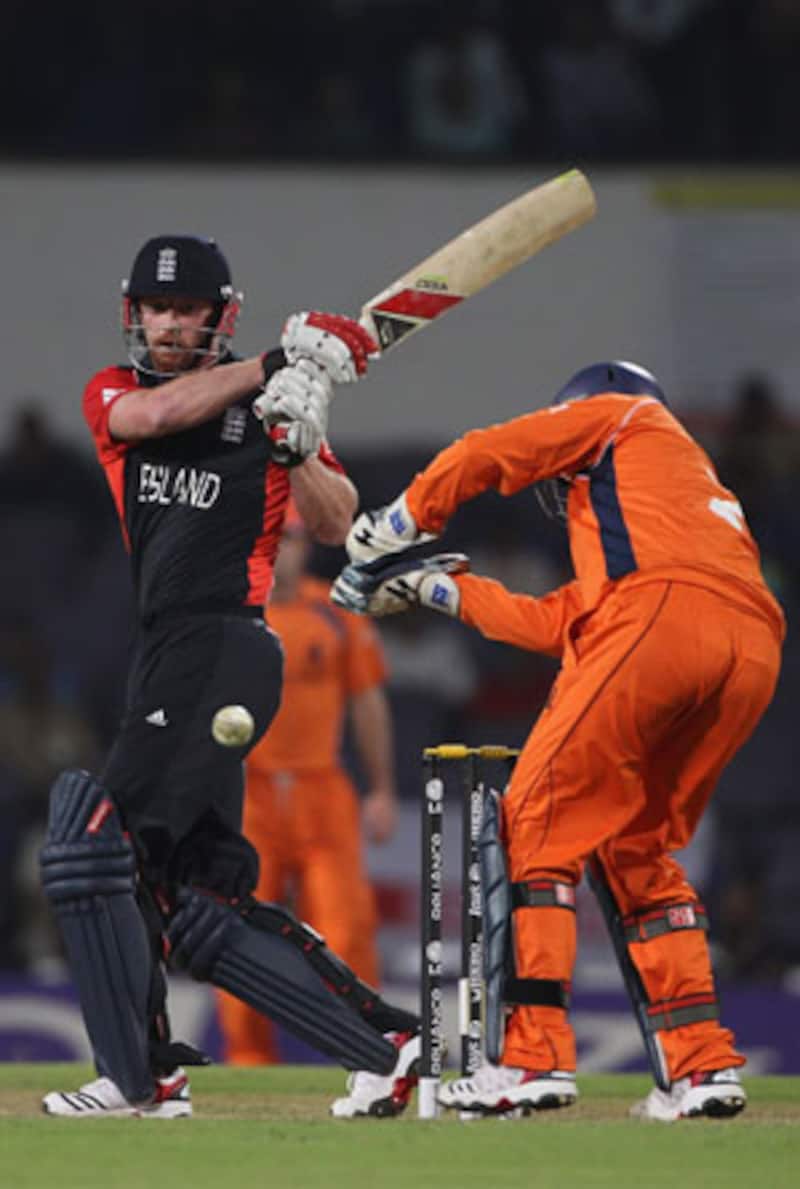 Collingwood pulls England out of the woods