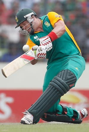 All-round batting display helps South Africa post 284/8 All-round batting display helps South Africa post 284/8