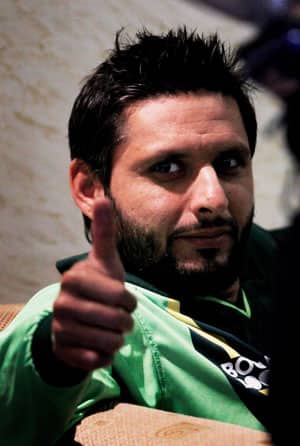 Afridi meets Butt, could play in England and Sri Lanka T20 leagues Afridi meets Butt, could play in England and Sri Lanka T20 leagues