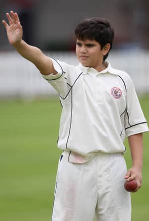 Arjun Tendulkar emulates father on debut in Harris Shield Arjun Tendulkar emulates father on debut in Harris Shield