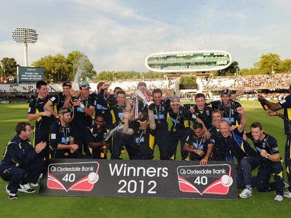 Hampshire trump Warwickshire in thrilling CB40 final Hampshire trump Warwickshire in thrilling CB40 final