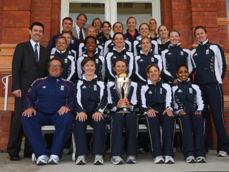 10 teams to contest for last four spots for 2013 Women's World Cup 