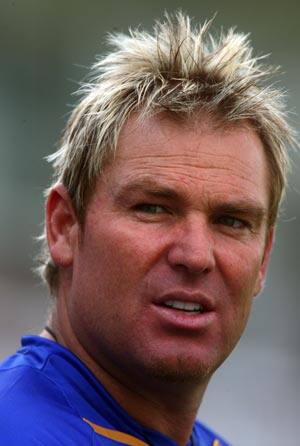 Warne apologises for insulting RCA secretary