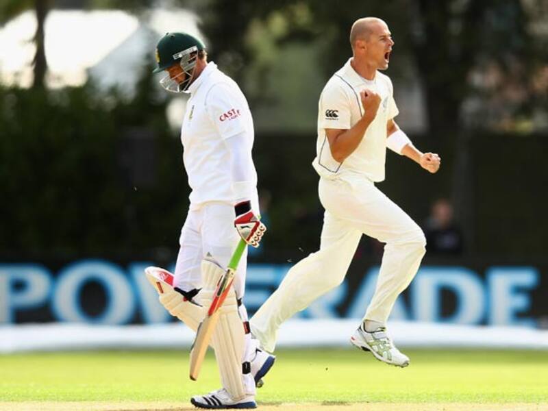 Chris Martin strikes put New Zealand on top against South Africa on day one 