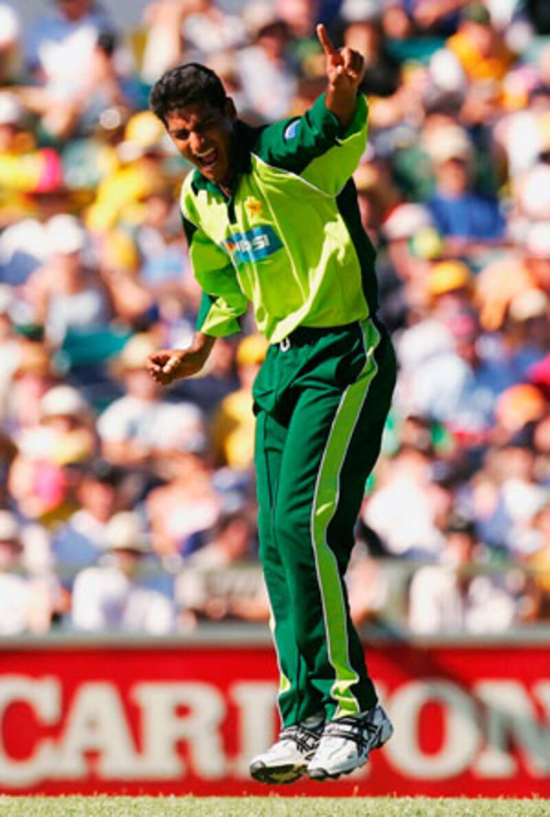 Khalil replaces Junaid in Pakistan squad for Bangladesh ODIs