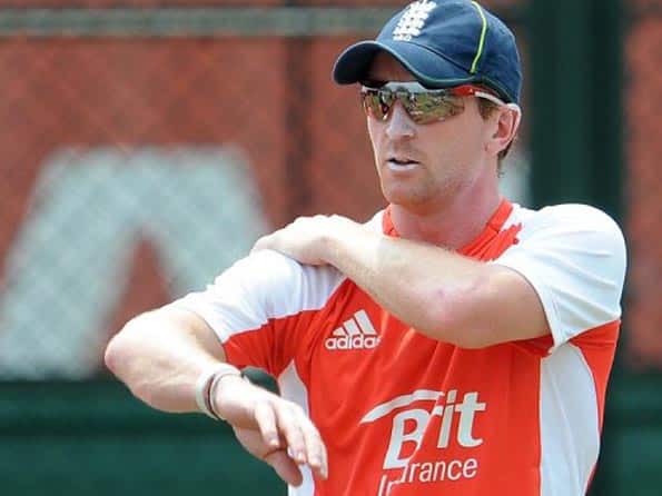 Collingwood takes hat-trick against Northamptonshire Collingwood takes hat-trick against Northamptonshire