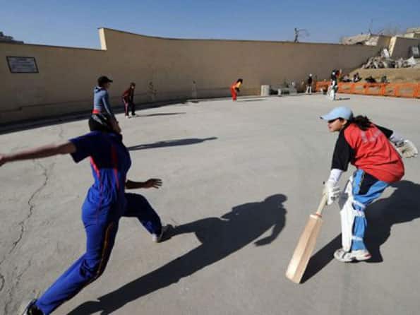 China, US onlookers at cricket's big bash China, US onlookers at cricket's big bash