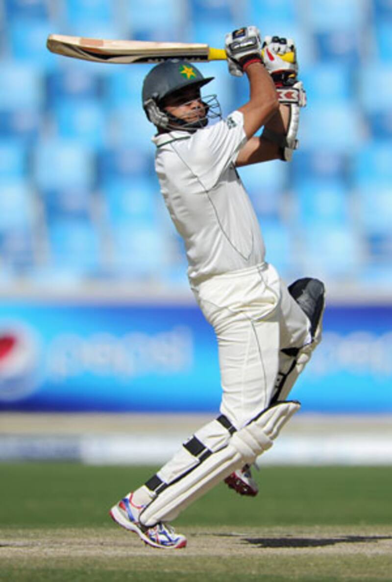 Azhar Ali century helps Pakistan extend lead against England - Cricket ...