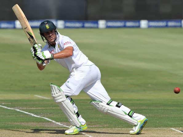 AB de Villiers fifty gives South Africa valuable lead