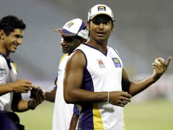 Sangakkara defends Tendulkar, Dravid; says age no criterion for selection Sangakkara defends Tendulkar, Dravid; says age no criterion for selection