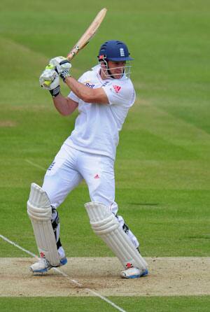Andrew Strauss steady as England recover after early blow Andrew Strauss steady as England recover after early blow