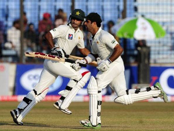 Hafeez, Umar half-centuries put Pakistan in command 