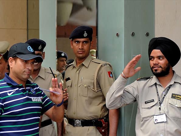 PIL filed against Sachin's Rajya Sabha nomination PIL filed against Sachin's Rajya Sabha nomination