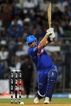 Watson crushes Mumbai; a fitting farewell for Warne Watson crushes Mumbai; a fitting farewell for Warne