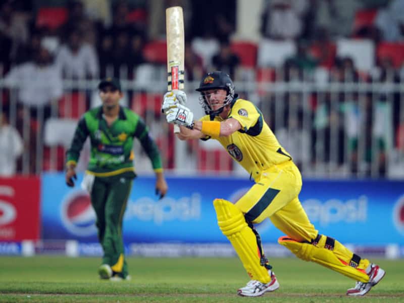 Pakistan skittle Australia for 89 in first T20 match