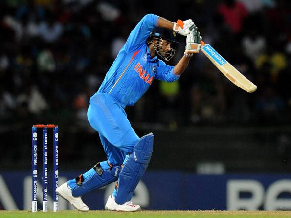 Live Cricket Score: Australia chase 141 against India in ICC World T20 Super Eights clash Live Cricket Score: Australia chase 141 against India in ICC World T20 Super Eights clash