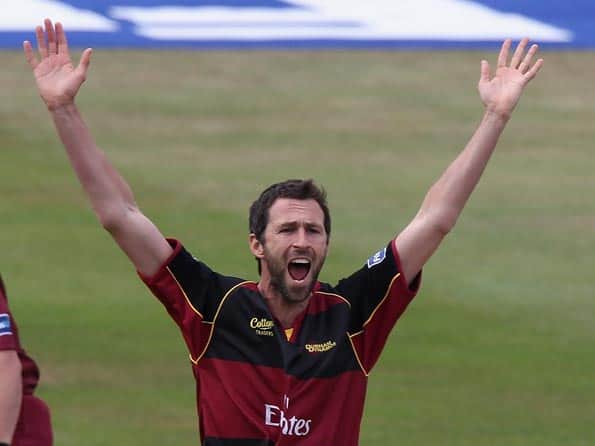 England bring in Onions for injured Woakes in third ODI England bring in Onions for injured Woakes in third ODI