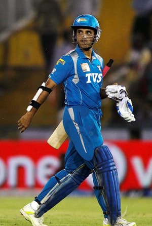 Live Cricket Score IPL 2012: Kings XI Punjab vs Pune Warriors India at Mohali, IPL 2012 match: KXIP need 116 to win