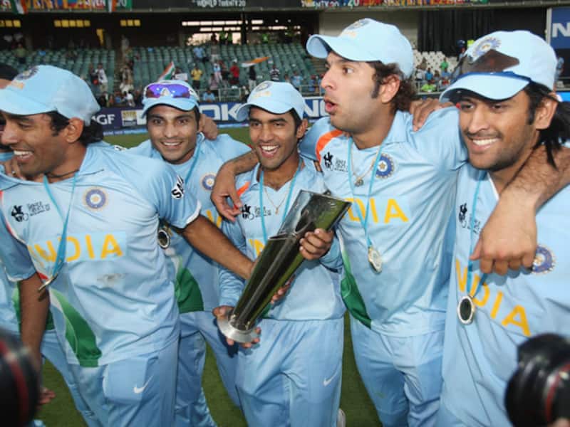 MS Dhoni-led 2007 T20 World Cup team rewarded by real estate firm