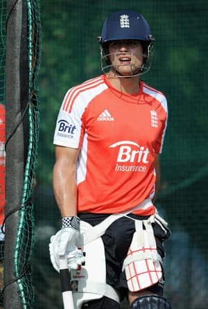 England win toss, opt to bat against India in the second ODI England win toss, opt to bat against India in the second ODI