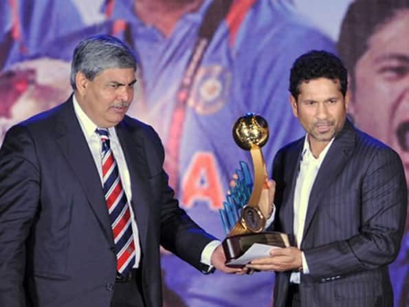Tendulkar, Durrani honoured at BCCI annual awards Tendulkar, Durrani honoured at BCCI annual awards