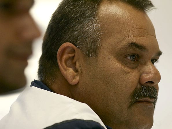 Pakistan pin hopes on new coach Dav Whatmore Pakistan pin hopes on new coach Dav Whatmore