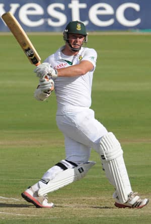 After bowlers annihilate Sri Lanka, SA batsmen take control on day one