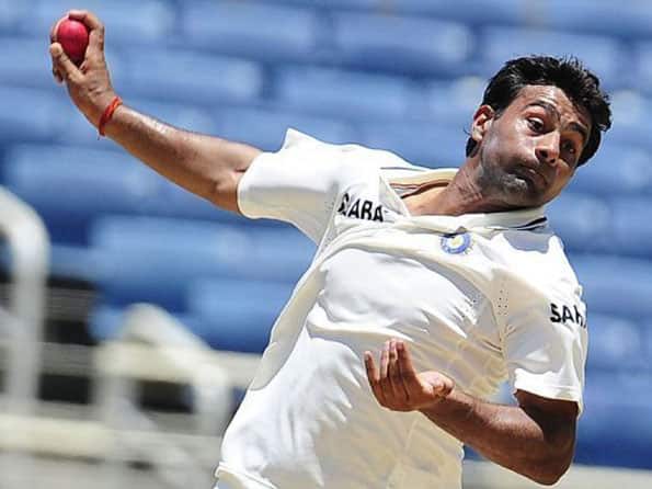 Praveen Kumar learns the hard way in first Test Praveen Kumar learns the hard way in first Test
