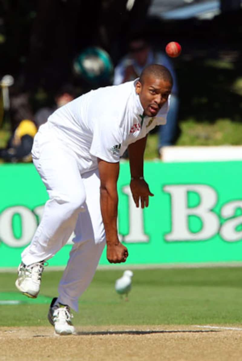 Vernon Philander shines for Somerset against Middlesex 