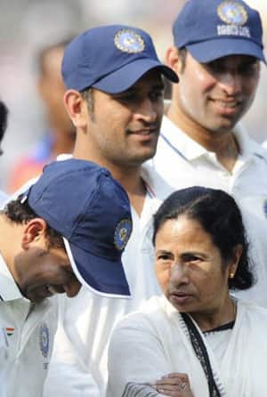 Mamta Banerjee meets Team India at Eden Gardens Mamta Banerjee meets Team India at Eden Gardens