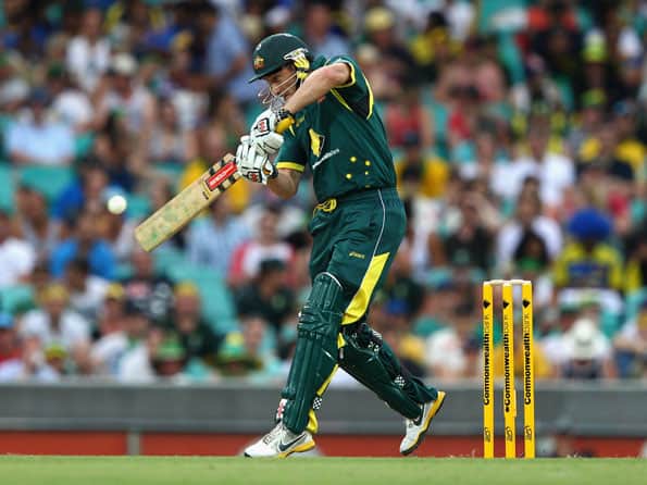 David Hussey pushes Australia to 158 against Sri Lanka in rain-marred ODI David Hussey pushes Australia to 158 against Sri Lanka in rain-marred ODI