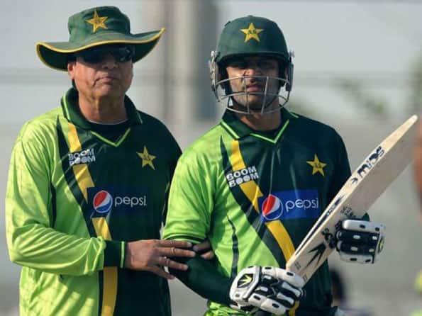 Former Pakistan players back coach Mohsin Khan