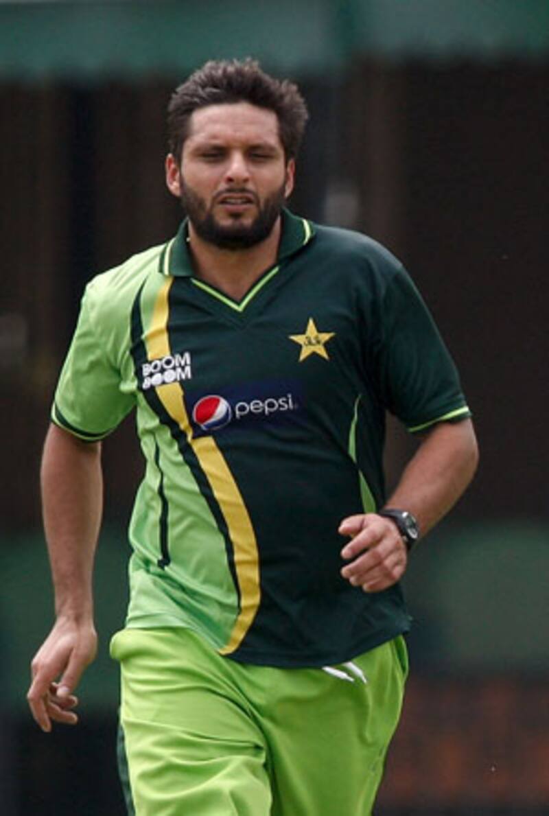Shahid Afridi chooses Pakistan over lucrative Bangladesh Premier League