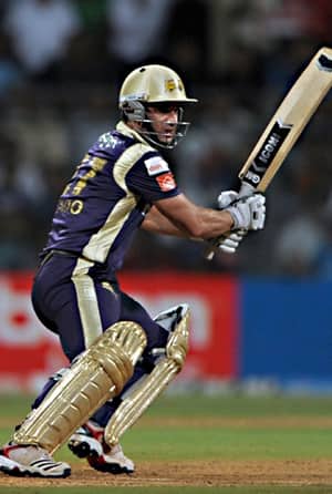 Ten Doeschate lifts Kolkata to 147 Ten Doeschate lifts Kolkata to 147