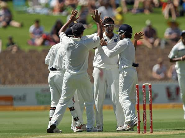 Australia lose top order as Ashwin shines on day one Australia lose top order as Ashwin shines on day one