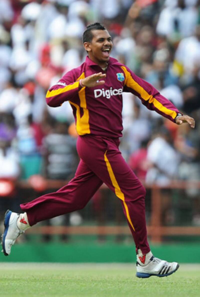IPL 2012: KKR confirms Sunil Narine's availability for entire season