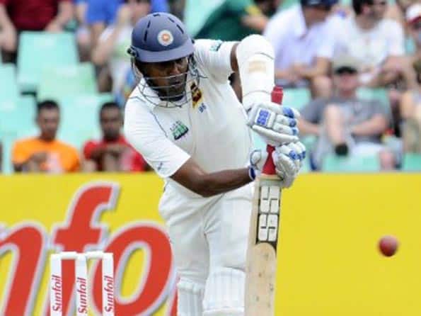 Samaraweera, Chandimal hold fort for Sri Lanka