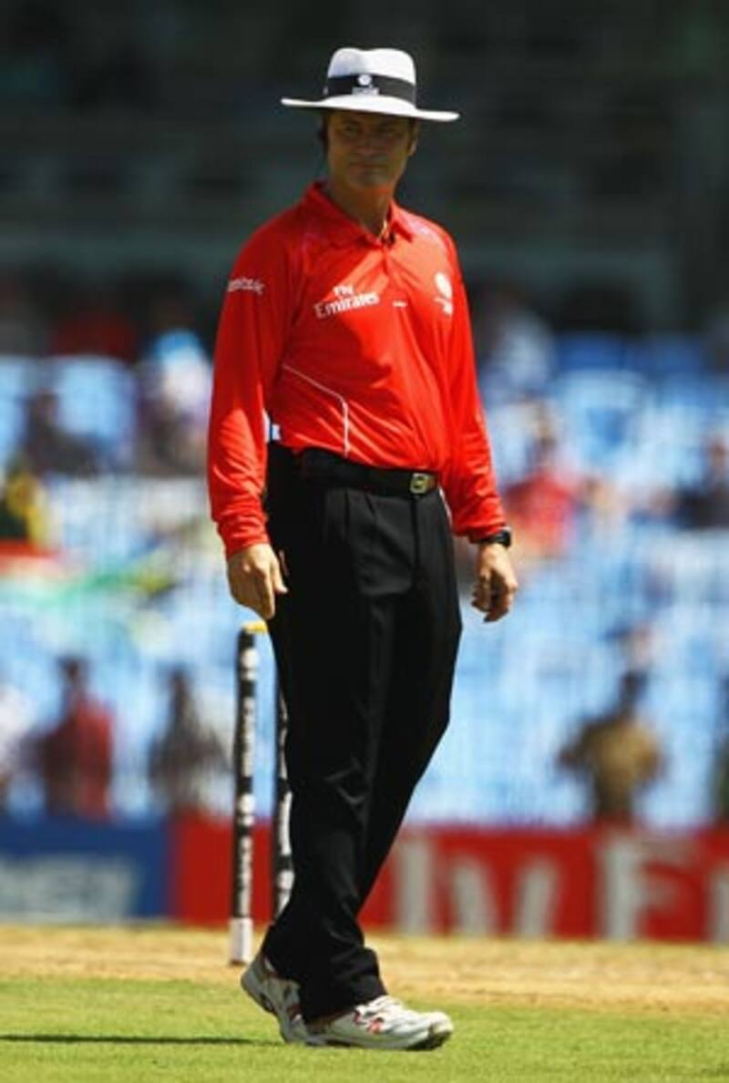 Taufel, Dar to officiate in India-Sri Lanka World Cup final