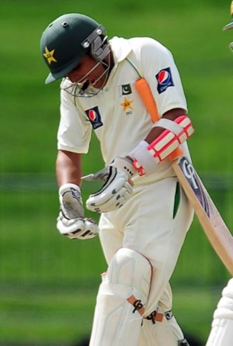 Adnan Akmal doubtful after fracturing finger