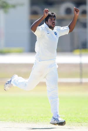 Akram says India are wasting Varun Aaron in England Akram says India are wasting Varun Aaron in England