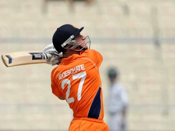 Ten Doeschate shines for Essex after Randiv hat-trick