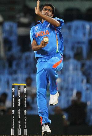 Indian seamers lack confidence: Manjrekar Indian seamers lack confidence: Manjrekar