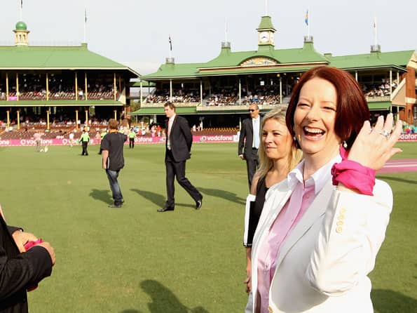 Australian people eager to see Tendulkar's 100th ton, says PM Gillard